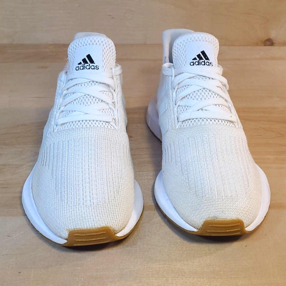 Adidas Swift Run 1.0 Classic Mens All White Knit Size 7 Athletic Sneakers - Picture 3 of 10
